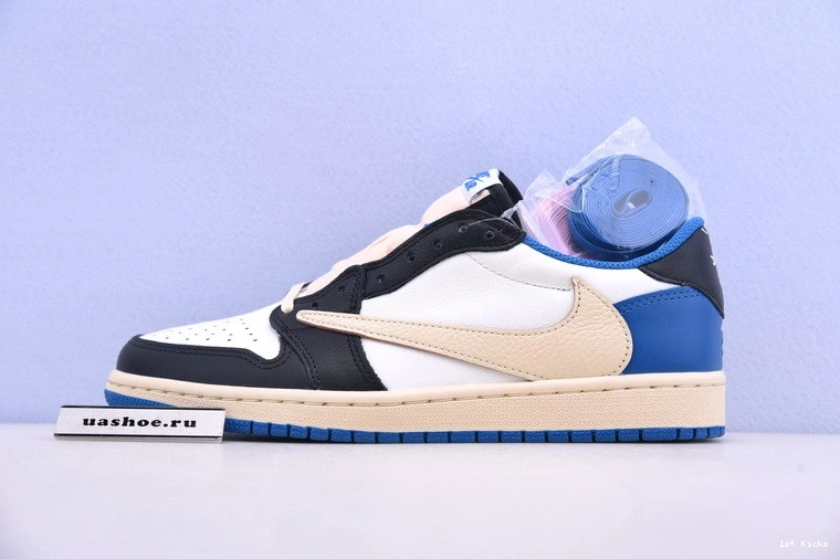 1 Travis Fragment Jordan Air DM7866-140 Low Scott 0121